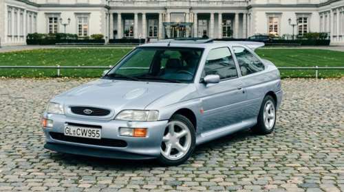 Πωλείται το τελευταίο Ford Escort RS Cosworth που κατασκευάστηκε