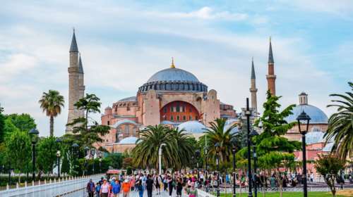 Τουρκία: Εισιτήριο στην Αγία Σοφία για τους ξένους τουρίστες – Την UNESCO επικαλείται η Άγκυρα