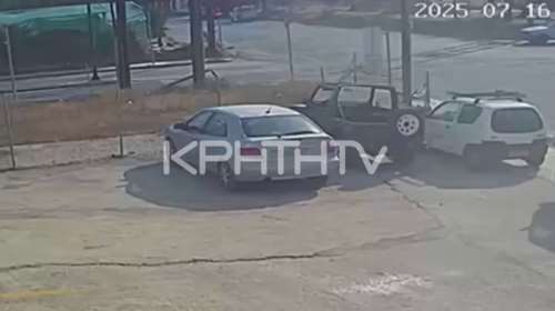 Κρήτη: Βίντεο ντοκουμέντο από τροχαίο - Διανομέας έπεσε πάνω στον προφυλακτήρα ΙΧ και αυτό πέρασε από πάνω του