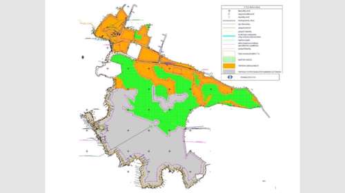 Αποχαρακτηρίζονται δασικές εκτάσεις για να γίνει η επένδυση στο Hinitsa Bay