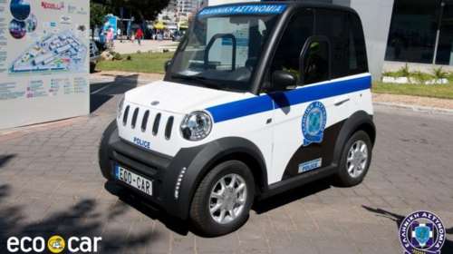 ΕΛΑΣ: Στους δρόμους της Αθήνας το μικρότερο περιπολικό - Είναι ηλεκτρικό Eco Car και έχει αυτονομία 100-120 χλμ.