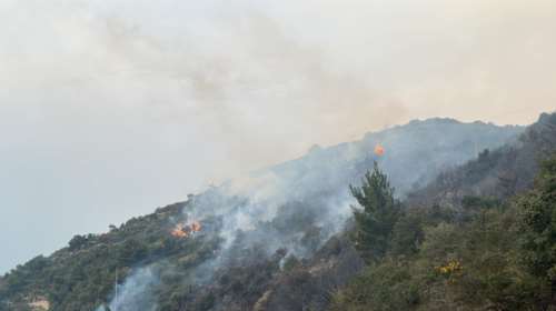 Φωτιά σε υπαίθριο χώρο με απορρίμματα στο Καστελόριζο