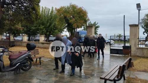 Αλεξανδρούπολη: Στον ανακριτή 11 από τους Τούρκους που συνελήφθησαν με 147 πιστόλια