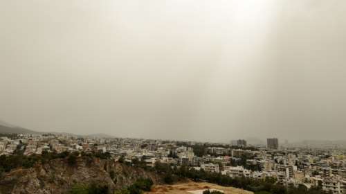 Τσατραφύλλιας: Έρχεται νέο κύμα σκόνης και ζέστης από την Αφρική - Θα ξεπεράσει τους 34 βαθμούς η θερμοκρασία