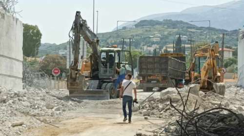 Πάτρα: Σταμάτησαν οι έρευνες στη γέφυρα – Δεν βρέθηκαν εγκλωβισμένοι στα συντρίμμια