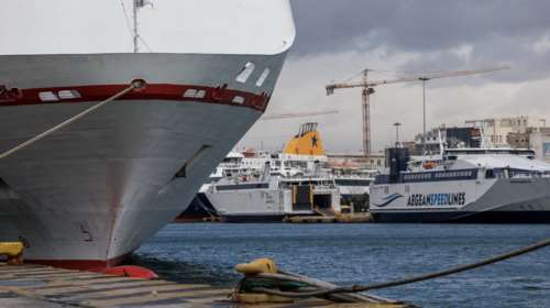 Απαγόρευση απόπλου από Πειραιά, Ραφήνα και Λαύριο για Δωδεκάνησα και Κυκλάδες