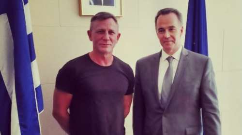 Με τον &quot;James Bond&quot;...συναντήθηκε ο Γενικός Πρόξενος της Ελλάδας στη Νέα Υόρκη