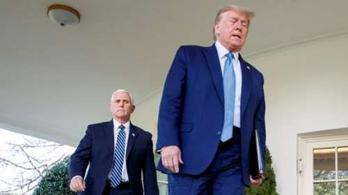 ΗΠΑ: Ο Τραμπ πίεσε τον αντιπρόεδρό του Μάικ Πενς να μην επικυρώσει τη νίκη Μπάιντεν