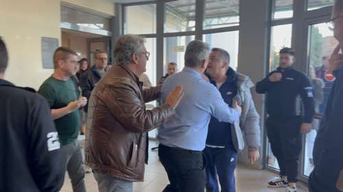 Καταγγελία Αγοραστού: &quot;Τα αδέρφια Πλακιά με γρονθοκόπησαν, με έριξαν στο έδαφος και με κλωτσούσαν&quot; [βίντεο]