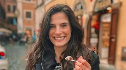 Χριστίνα Μπόμπα: Η φωτογραφία με την φουσκωμένη κοιλίτσα φούντωσε τις φήμες για νέα εγκυμοσύνη