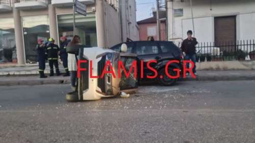 Τροχαίο στην Πάτρα: Αυτοκίνητο ανετράπη σε κεντρικό δρόμο - Εγκλωβίστηκε η οδηγός [εικόνες]