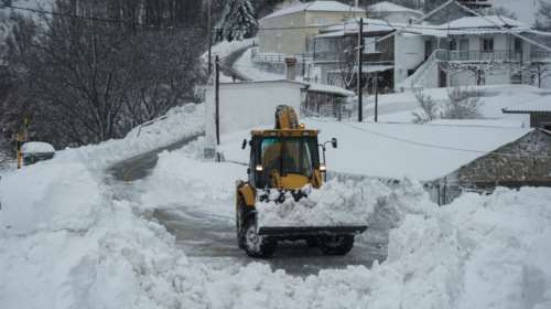 Ο &quot;Διομήδης&quot; σφυροκοπά τη Θεσσαλία: Ποιοι δρόμοι έκλεισαν - Πού χρειάζονται αντιολισθητικές
