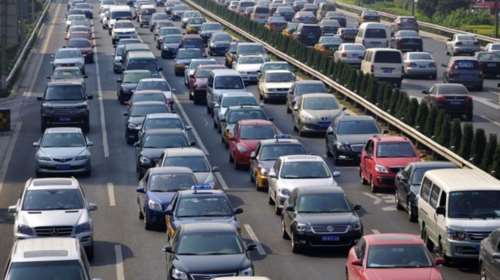 Σαφάρι της ΑΑΔΕ για ανασφάλιστα οχήματα, χωρίς ΚΤΕΟ και με απλήρωτα τέλη - Από 250 ως 30.000€ το πρόστιμο