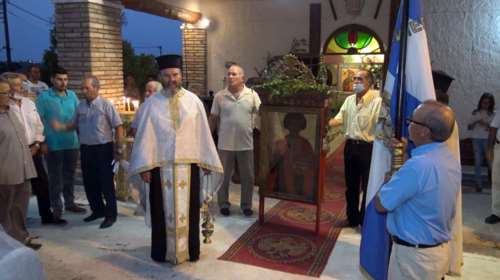 Ζάκυνθος - Χαμός σε πανηγύρι: Νεαρός επιτέθηκε σε ιερέα γιατί κάλεσε τους πιστούς να εμβολιαστούν [βίντεο]