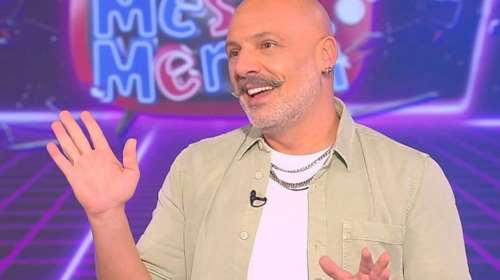 Σάλος με τις φήμες για τον Μουτσινά: Τον διώχνουν από τον ΣΚΑΪ μετά τις δηλώσεις για τα Τέμπη;