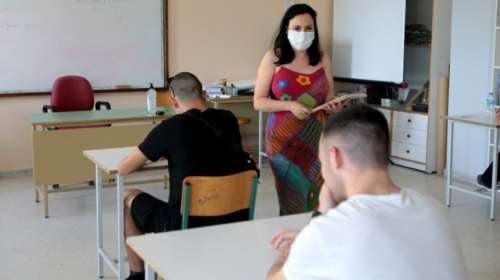 Πρότυπα Σχολεία: Σήμερα οι εξετάσεις εισαγωγής - Απέτυχε η απεργιακή &quot;τορπίλη&quot; της ΟΛΜΕ