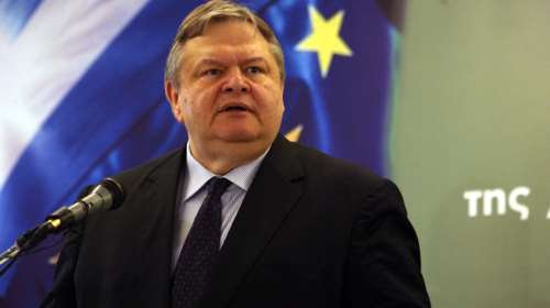 Βενιζέλος: Συνταγματική η απαγόρευση της πορείας για το Πολυτεχνείο - Καλά έκανε η κυβέρνηση και την επέβαλε