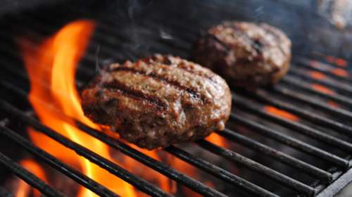 ΕΦΕΤ: Ανακαλεί μπιφτέκι πουλερικών με σαλμονέλα