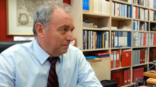 Λέκκας: Βομβαρδισμένο τοπίο η Πεντέλη - Ο καθένας χτίζει όπου θέλει, θέλουμε το δέντρο μέχρι το... σαλόνι μας