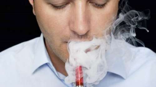 Πώς τα ηλεκτρονικά τσιγάρα σχετίζονται με αυξημένο κίνδυνο για κάταγμα