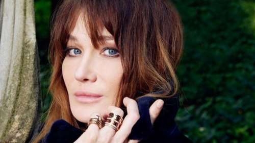 &quot;Αναστασία&quot; η Κάρλα Μπρούνι: Η ερωτική σχέση με πατέρα και γιο και οι πικάντικες αποκαλύψεις [Βίντεο]