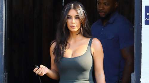 Γαλλία: Άρχισε η δίκη για τη ληστεία σε βάρος της Κιμ Καρντάσιαν - Η &quot;συμμορία των παππούδων&quot; που έκλεψε δαχτυλίδι 4 εκατ.