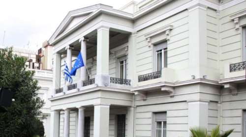 Υπ. Εξωτερικών: &quot;Η Ελλάδα καταδικάζει την επίθεση του Ιράν και στέκεται στο πλευρό του Ισραήλ&quot;