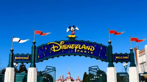 Παρίσι: Η Disneyland γίνεται κέντρο εμβολιασμού για τον κορονοϊό- 1.000 άνθρωποι την ημέρα