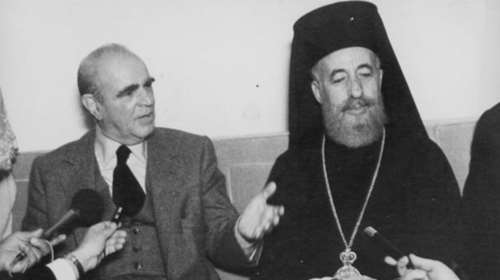 Κύπρος: 48 χρόνια από το πραξικόπημα κατά του Μακαρίου - Ηχησαν οι σειρήνες