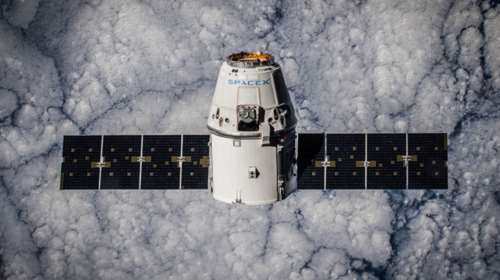 Η πρώτη επανδρωμένη διαστημική πτήση του SpaceX είναι γεγονός - Παρών στην εκτόξευση και ο Τραμπ