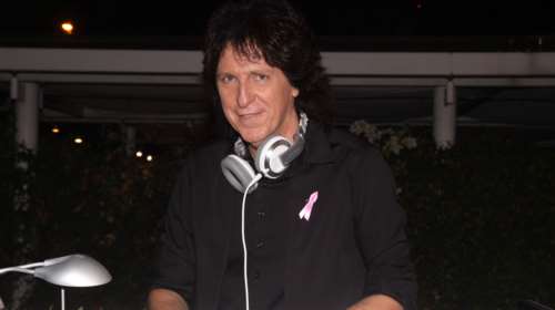 Μιχάλης Τσαουσόπουλος: Η πρώτη εμφάνιση με τη 2 ετών fashionista  κόρη του - Η στιλάτη σύζυγος