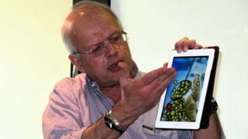 Τρολάρει ο Τσελέντης για τον σεισμό στο Λεωνίδιο: &quot;Δεν έχει να κάνει με την άφιξη του κ. Κασσελάκη στις Σπέτσες&quot;