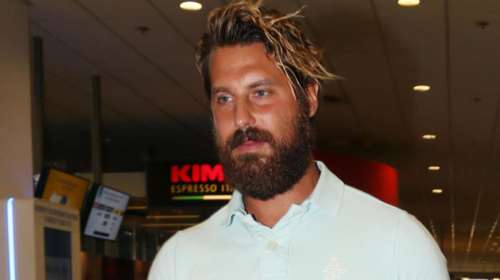 Νάσος Παπαργυρόπουλος: Στο νοσοκομείο μετά από ατύχημα με τη μηχανή [Εικόνες]