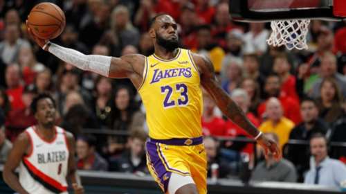 Εκλογές ΗΠΑ 2020: Ο Λεμπρόν Τζέιμς πανηγυρίζει τη νίκη του Μπάιντεν: "Τραμπ απολύεσαι!"