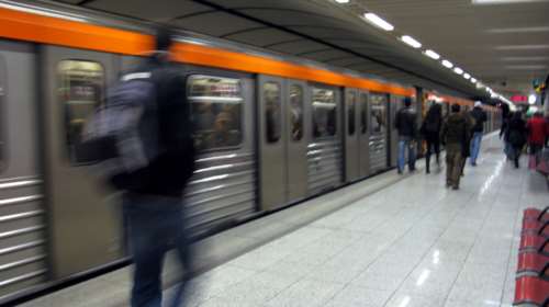 Επεκτείνεται το ωράριο λειτουργίας του μετρό κάθε Παρασκευή και Σάββατο