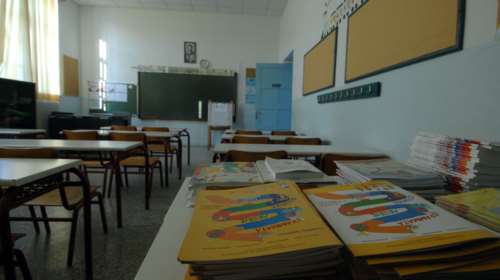 Άνοιγμα σχολείων: Με τεστ και διαγωνίσματα αντί προαγωγικών - Νωρίτερα η έναρξη της χρονιάς τον Σεπτέμβριο