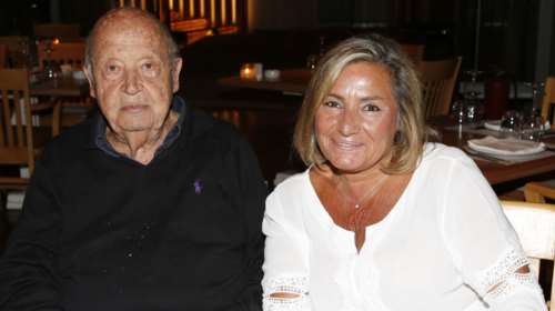 Λουκίλα Καρρέρ: &quot;Ο Μίμης Πλέσσας ήταν με κουβέρτες τρεις μέρες για να σωθούν δύο μωρά&quot; [Βίντεο]