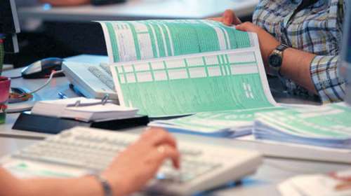 Φορολογικές δηλώσεις 2023: Όλα όσα πρέπει να γνωρίζουν οι φορολογούμενοι - 20 ερωτήσεις/απαντήσεις και οι &quot;παγίδες&quot;