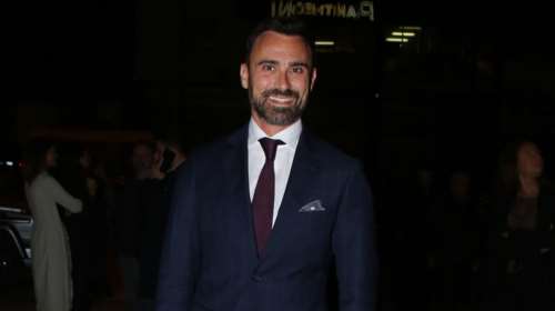 Γιώργος Καπουτζίδης: Σοβαρό ατύχημα για τον ηθοποιό - Έσπασε το χέρι του και το πόδι του [βίντεο]