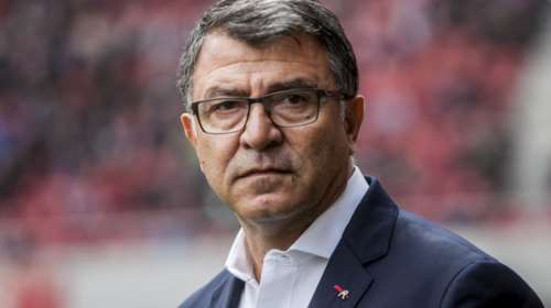 Ο Τάκης Λεμονής επιστρέφει στους πάγκους: Συμφώνησε με τη σερβική Ραντνίτσκι Νις