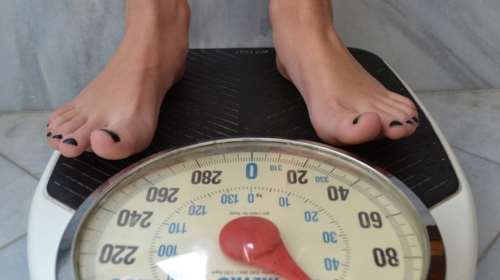 Έρευνα: Σε λιγότερο από δύο χρόνια μετά το τέλος της λήψης φαρμάκου για το αδυνάτισμα επανέρχονται τα κιλά