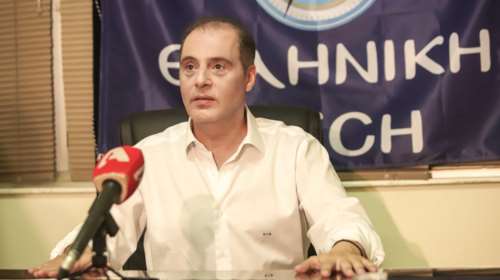 Ματαίωση παρελάσεων - Επίθεση Βελόπουλου: Θα ακολουθήσουν και τα Χριστούγεννα;