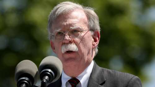 ΗΠΑ: Το υπουργείο Δικαιοσύνης ετοιμάζεται να στείλει &quot;στο σκαμνί&quot; τον πρώην σύμβουλο του Τραμπ, Τζον Μπόλτον