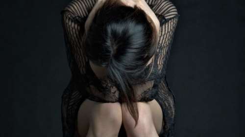 Βιασμός 24χρονης στη Θεσσαλονίκη: Ο πλούσιος γόνος της τηλεφώνησε την ώρα που κατέθετε στην αστυνομία - Νέα στοιχεία