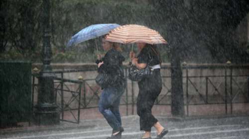 Χαλάει ο καιρός τις επόμενες ώρες - Έρχονται βροχές, καταιγίδες και πτώση θερμοκρασίας και στην Αττική