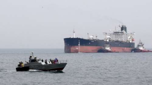 Επίδειξη ισχύος από το Ιράν: Οι Φρουροί της Επανάστασης αποκάλυψαν δεύτερη υπόγεια ναυτική βάση