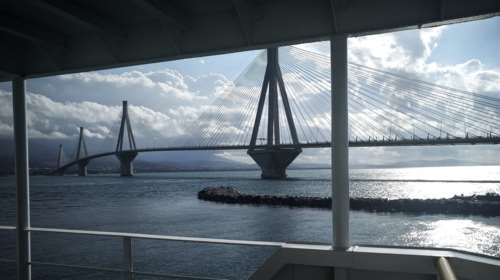 Ποιοι θα πληρώσουν αυξημένα διόδια στη Γέφυρα Ρίου - Αντιρρίου από την 1η Απριλίου