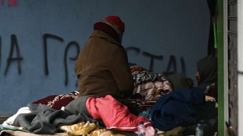 Υπουργείο Εργασίας: Οι τρεις πυλώνες του προγράμματος &quot;Στέγαση και Εργασία για τους αστέγους&quot;