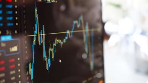 Ελληνικό Δημόσιο: Άντλησε 2,5 δισ. ευρώ από το 5ετές ομόλογο -  Τα ταμειακά διαθέσιμα υπερβαίνουν τα 38 δισ.