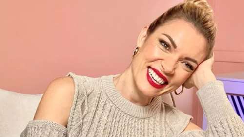 Η Βίκυ Καγιά δείχνει τις ρυτίδες της σε μία φωτογραφία χωρίς ίχνος μακιγιάζ και φίλτρα